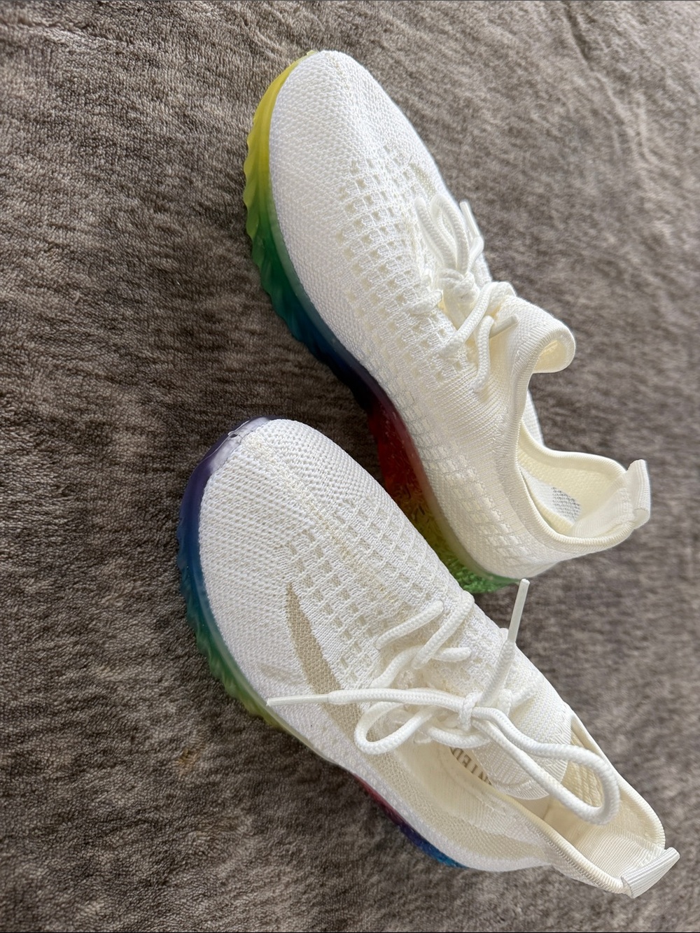 Wanted Kids White Knit Sneakers with Rainbow Gradient Sole